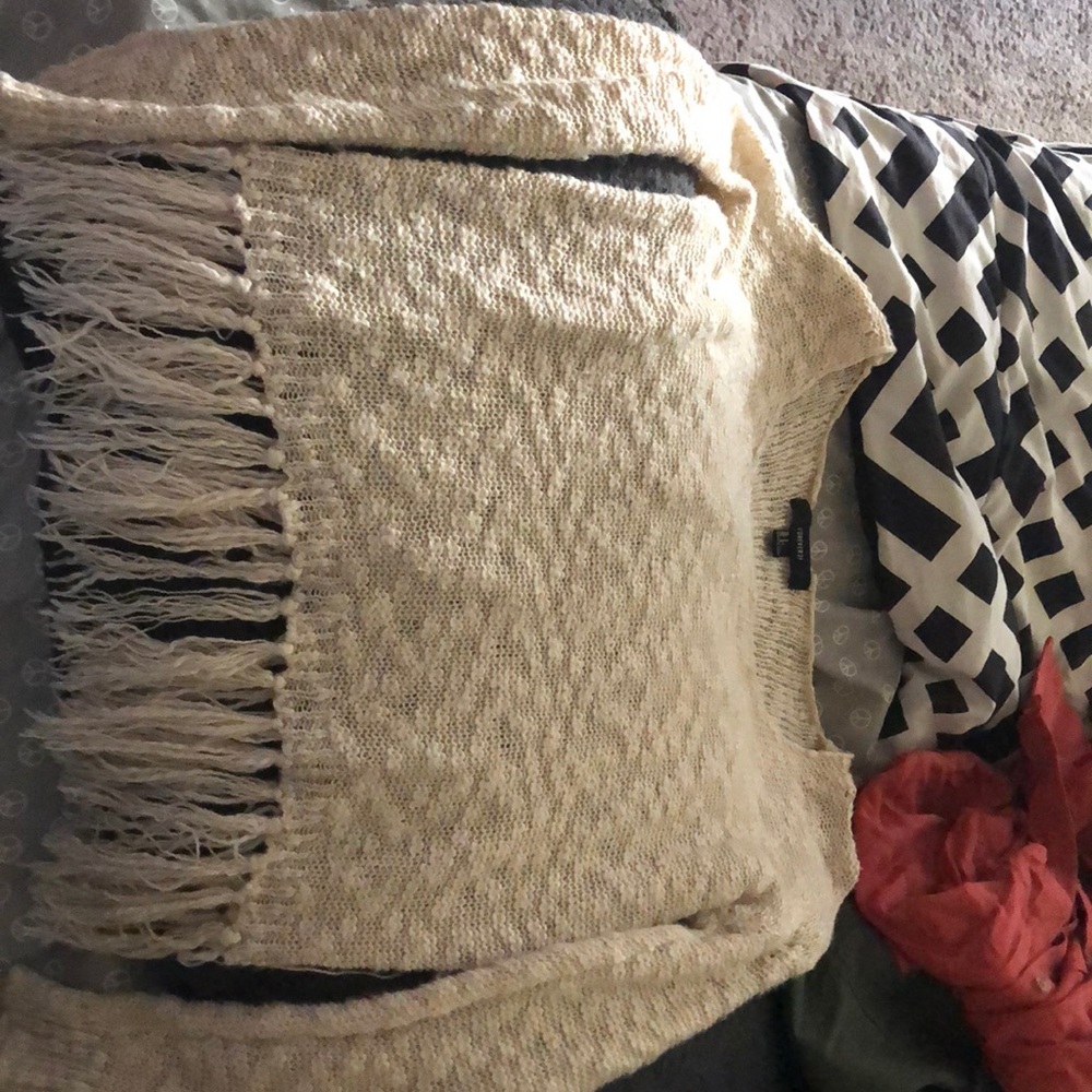 Size small forever 21 top/ thin sweater